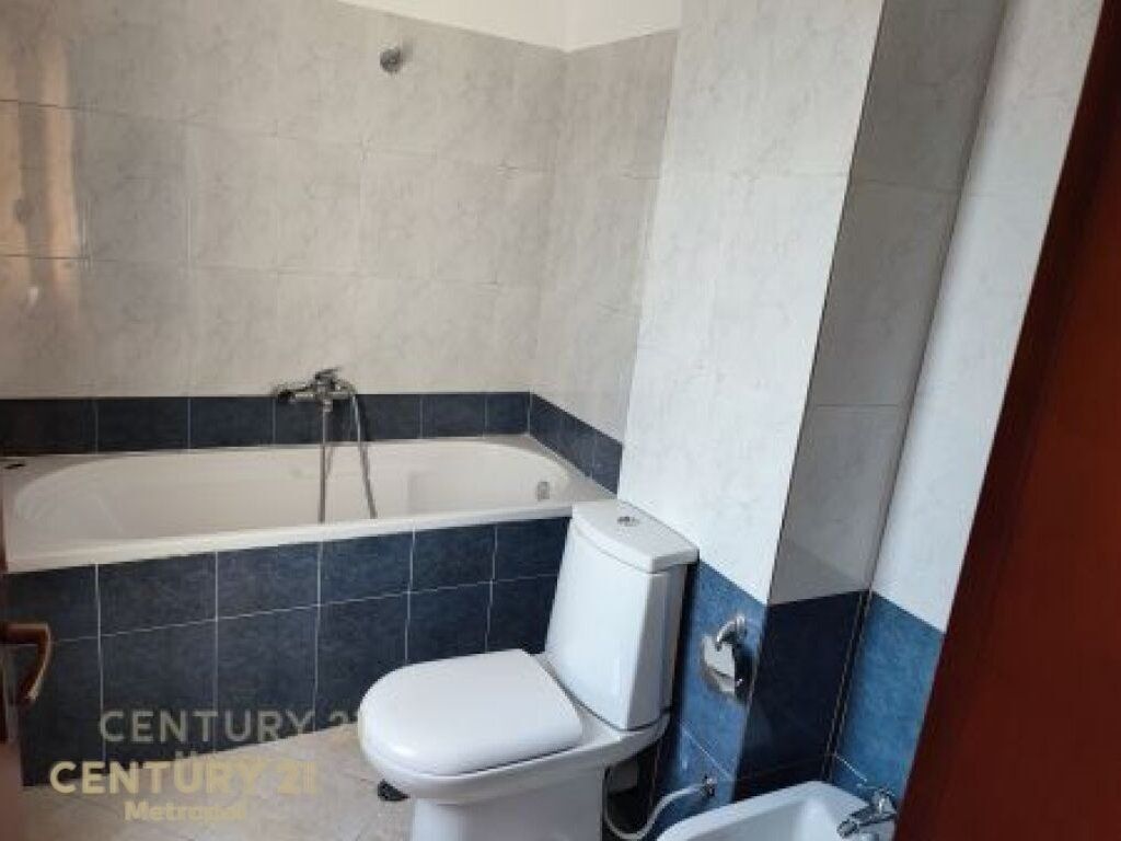 PREMISES FOR RENT FOR OFFICES AT THE FORMER TRAIN STATION 700 € /Month Total Area 130m2