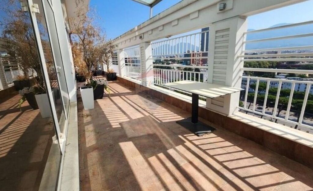 Ufficio - In Affitto - Garda, Tirana(ID: 530201007-534)