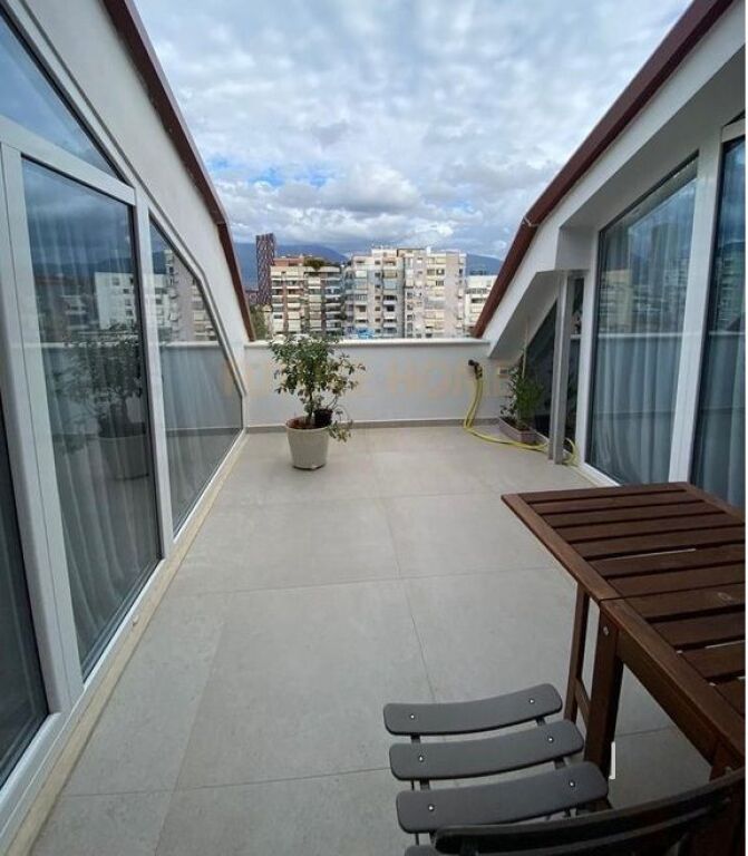 SHITET APARTAMENT 1+1+VERANDE NE BLLOK, KATI FUNDIT