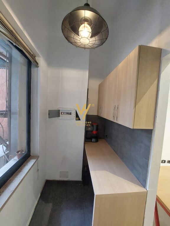 JEPET ZYRE 45 M2 ME QERA TE RRUGA BARRIKADAVE 450 EURO