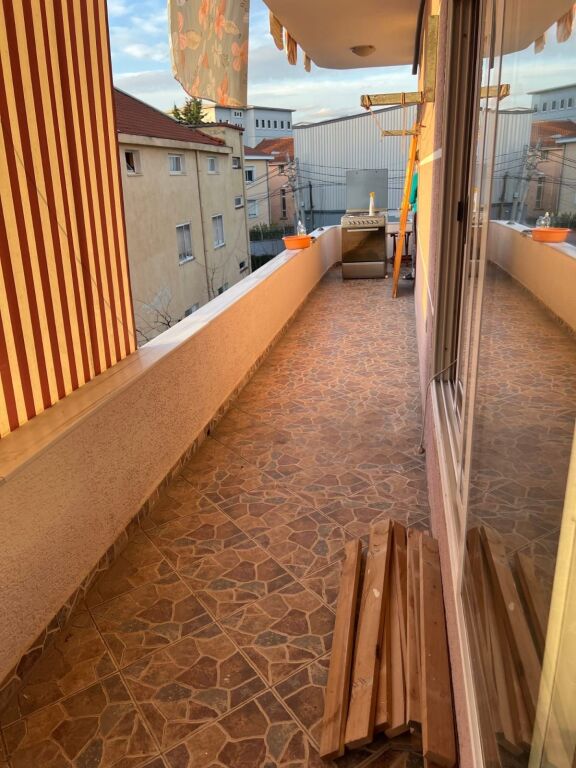 Casa privata 2+1 in affitto presso Kodra e Priftit