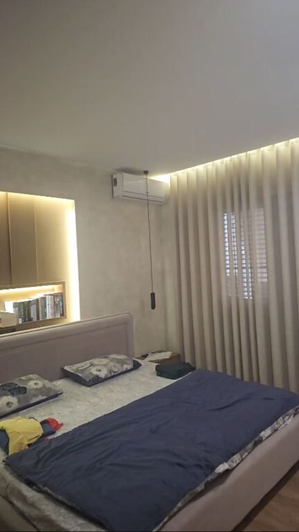 Shitet Apartament 2+1+2 | Totalisht i Mobiluar | Me Post Parkimi