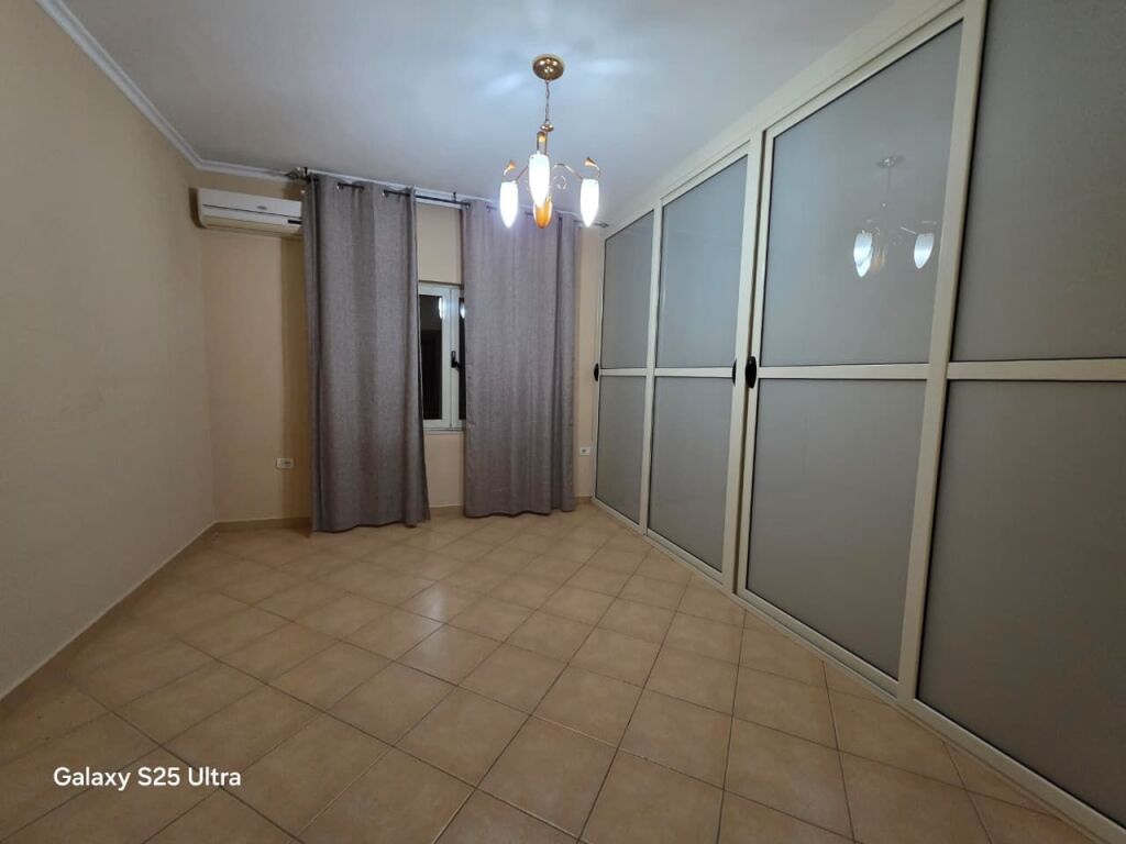 BUSINESS PREMISES FOR RENT IN BLLOK