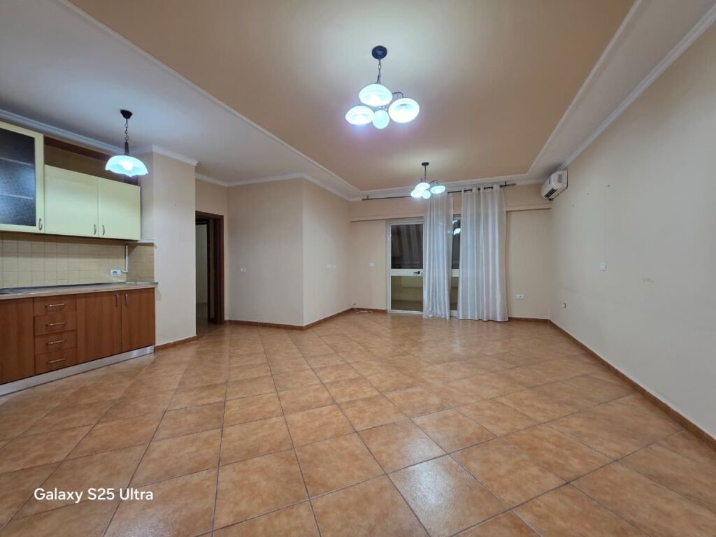 BUSINESS PREMISES FOR RENT IN BLLOK