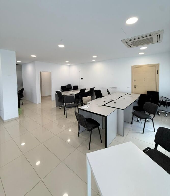 OFFICE FOR RENT AT DELIJORGJI COMPLEX
