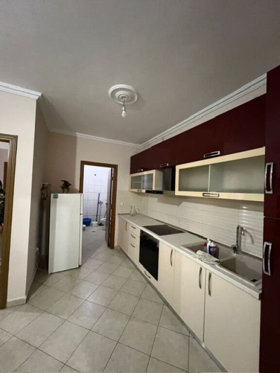 Apartment 2+1 in Yzberisht with 400€