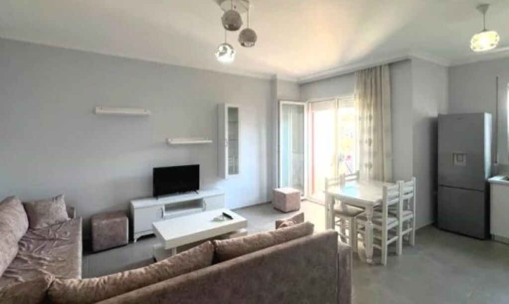 AFFITTASI APPARTAMENTO 1+1 📍 Ali Dem – Via Pasho Hysa 🏢 4° piano (su 5) 📐 Superficie totale 80 m²  💶 Prezzo 430€ / mese