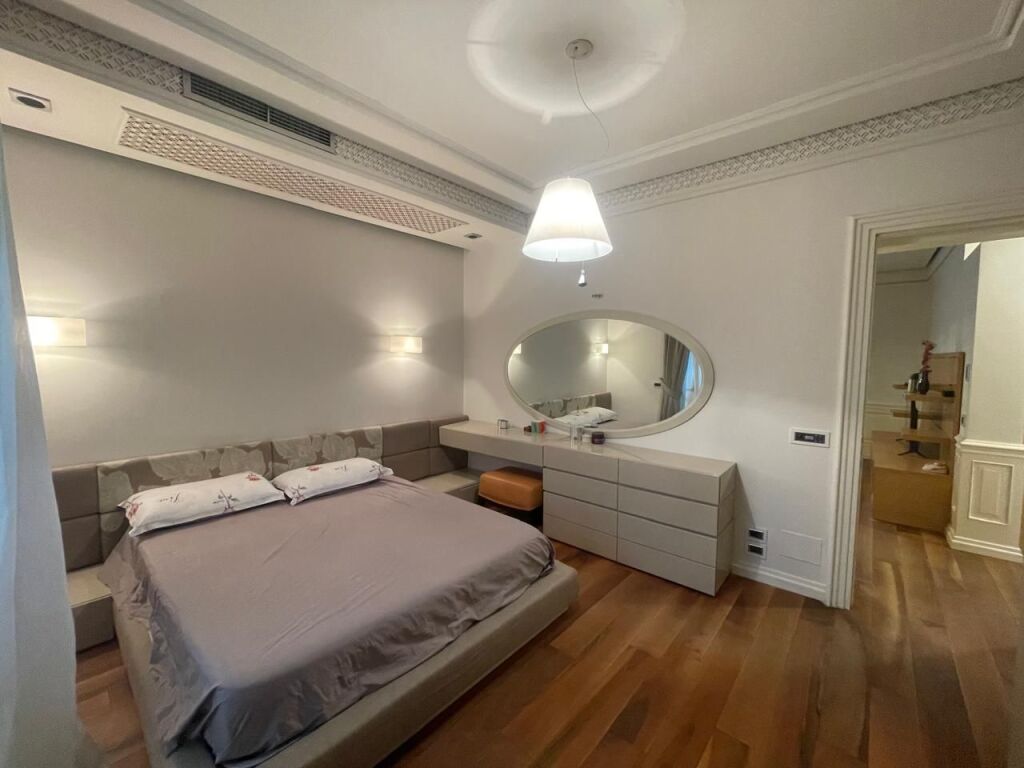 Apartment For Rent near the Red School