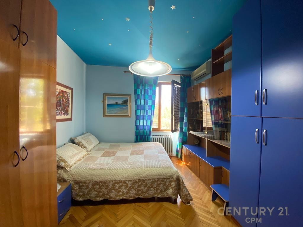 VICINO ALLO STADIO DINAMO AFFITTIAMO APPARTAMENTO 2+1+DEPOSITO E CUCINA SEPARATA 750 € /Mese