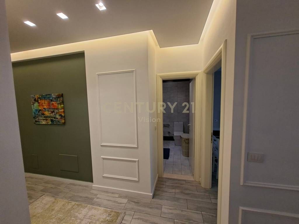 APARTAMENT 2+1+2 PER SHITJE TEK RESTORANT TRADITA NE SHKODER