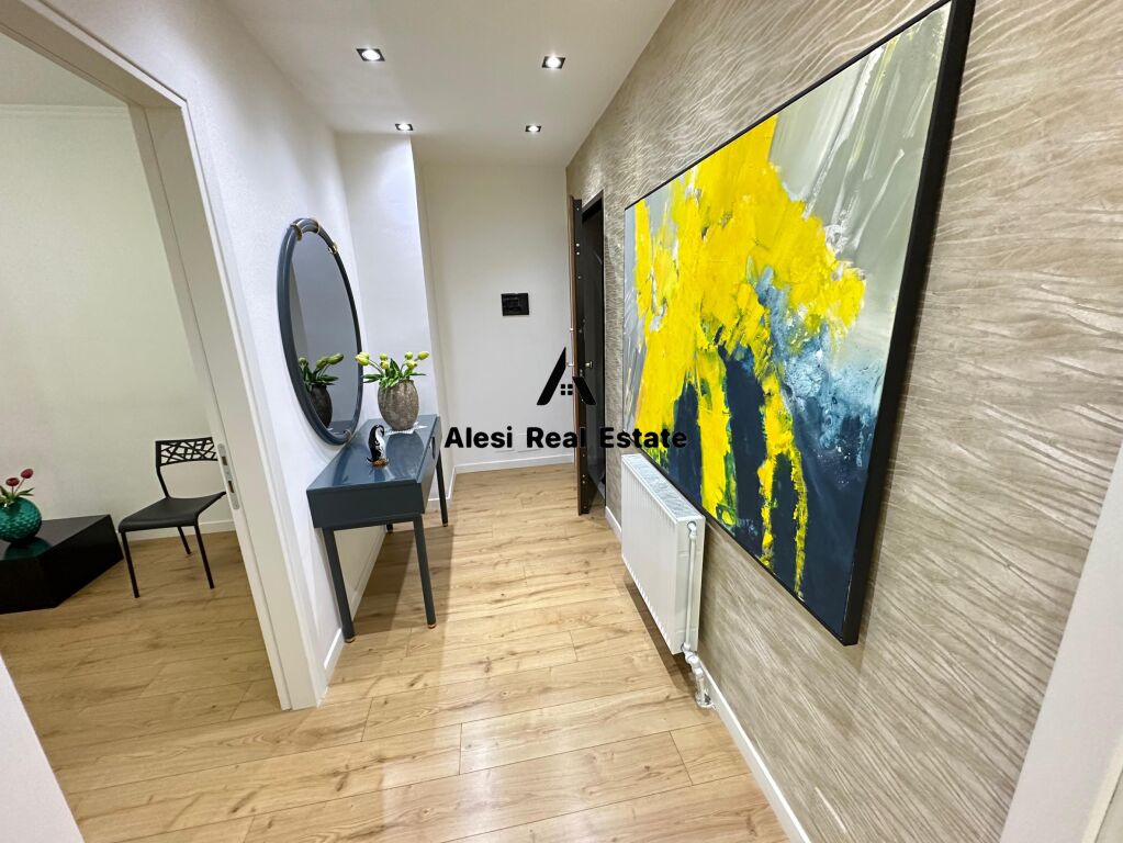 🏡 Appartamento 2+1 in affitto 📍 Indirizzo: Rruga e Kosovarëve💶 Prezzo: 900 € / mese
