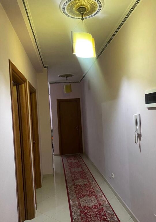 In Affitto Appartamento 2+1+1 Balcone