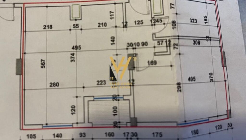 JEPET ZYRE 80 M2 ME QERA NE MYSLYM SHYR 800 EURO