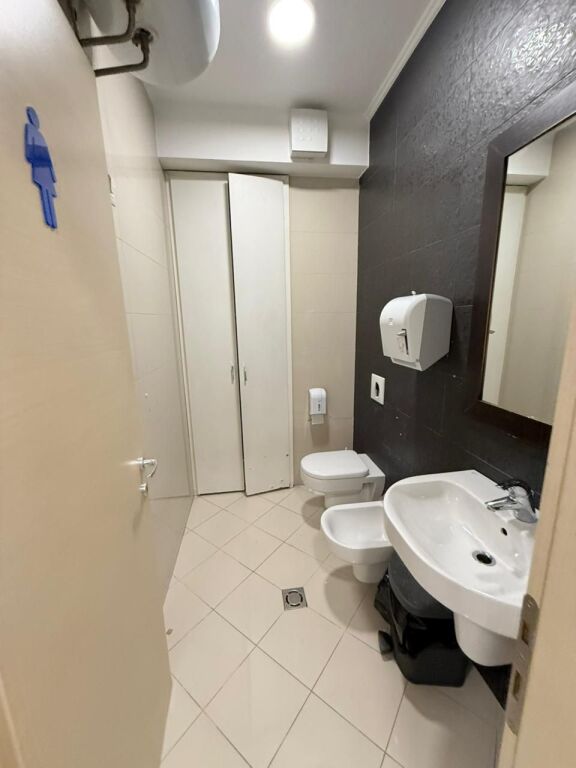 OFFICE FOR RENT AT DELIJORGJI COMPLEX