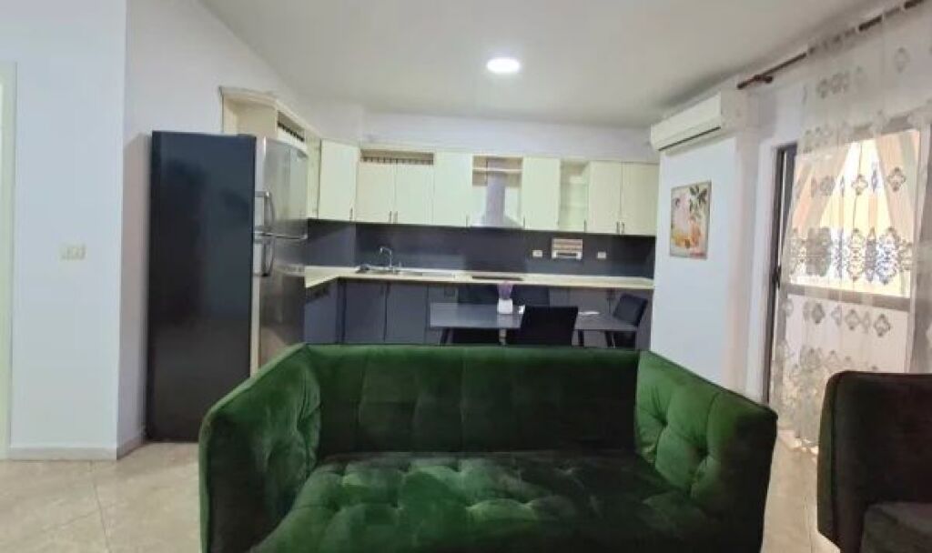 In affitto:  *2+1+2 &amp; 1 BLLK* *(📍Komuna e Parisit )* ✨️ Arredato / Prima volta in affitto 🔥🔥 * Leke/Mese* 💶💶