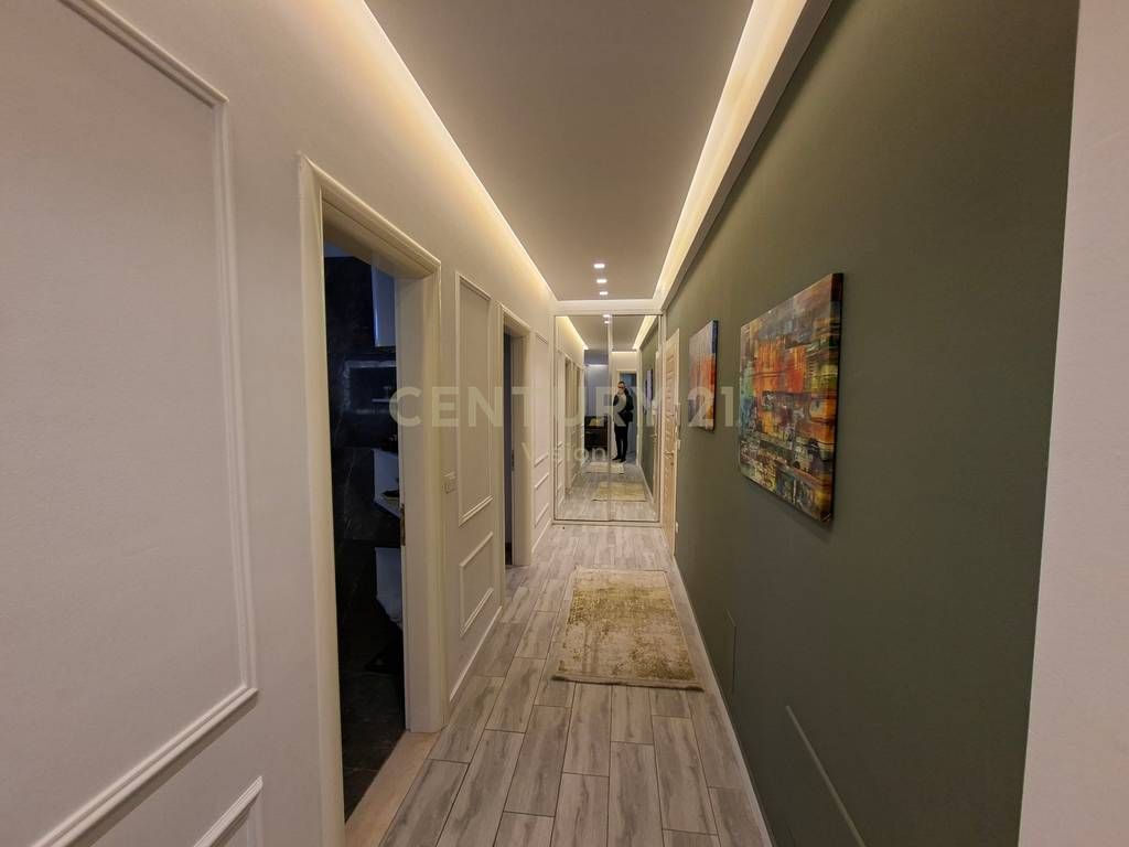 APARTAMENT 2+1+2 PER SHITJE TEK RESTORANT TRADITA NE SHKODER