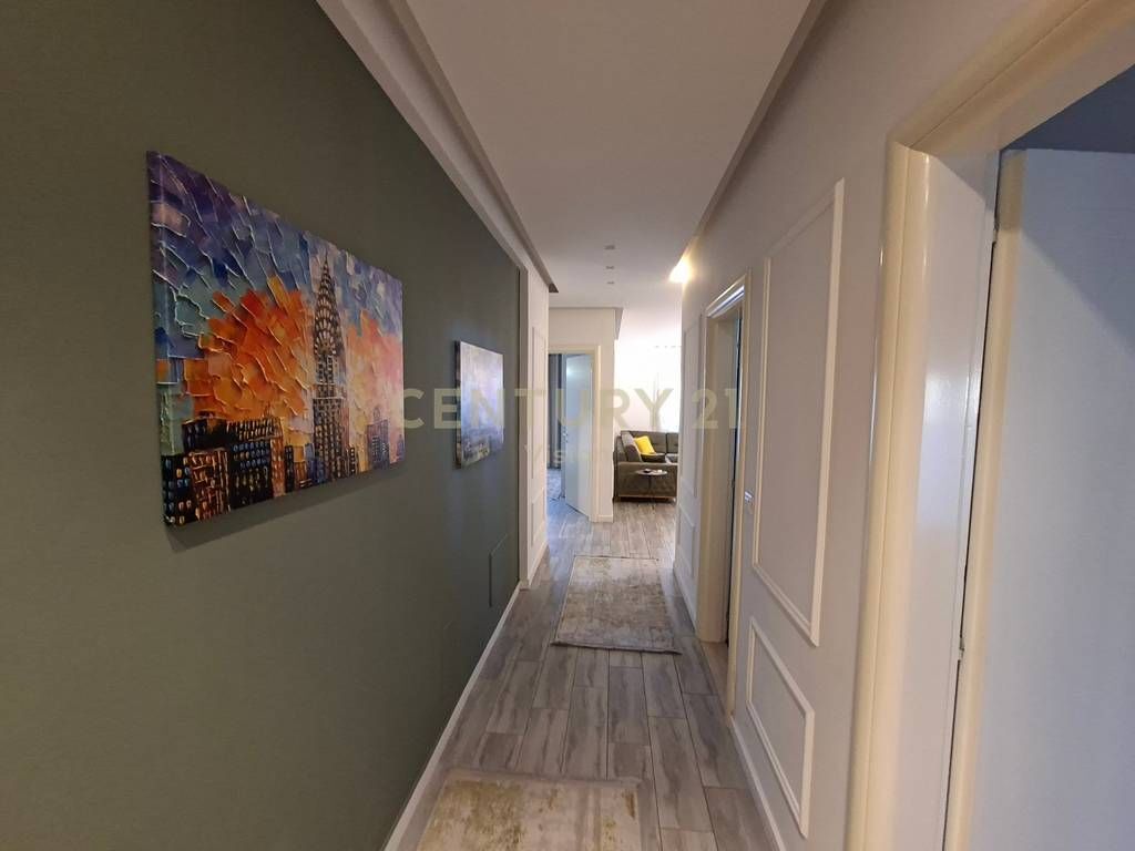 APARTAMENT 2+1+2 PER SHITJE TEK RESTORANT TRADITA NE SHKODER