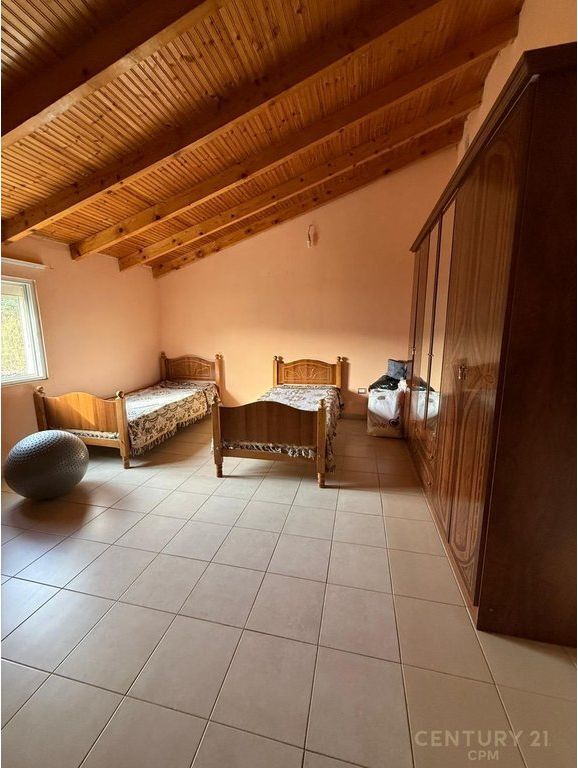 VILLA IN AFFITTO A FRESK
