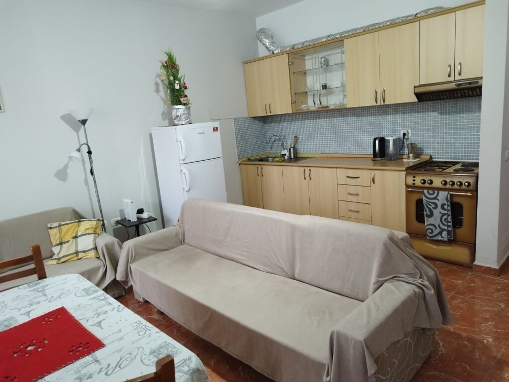 Apartament 1+1 me qira tek Ambasada Amerikane