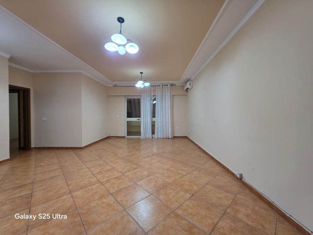 BUSINESS PREMISES FOR RENT IN BLLOK