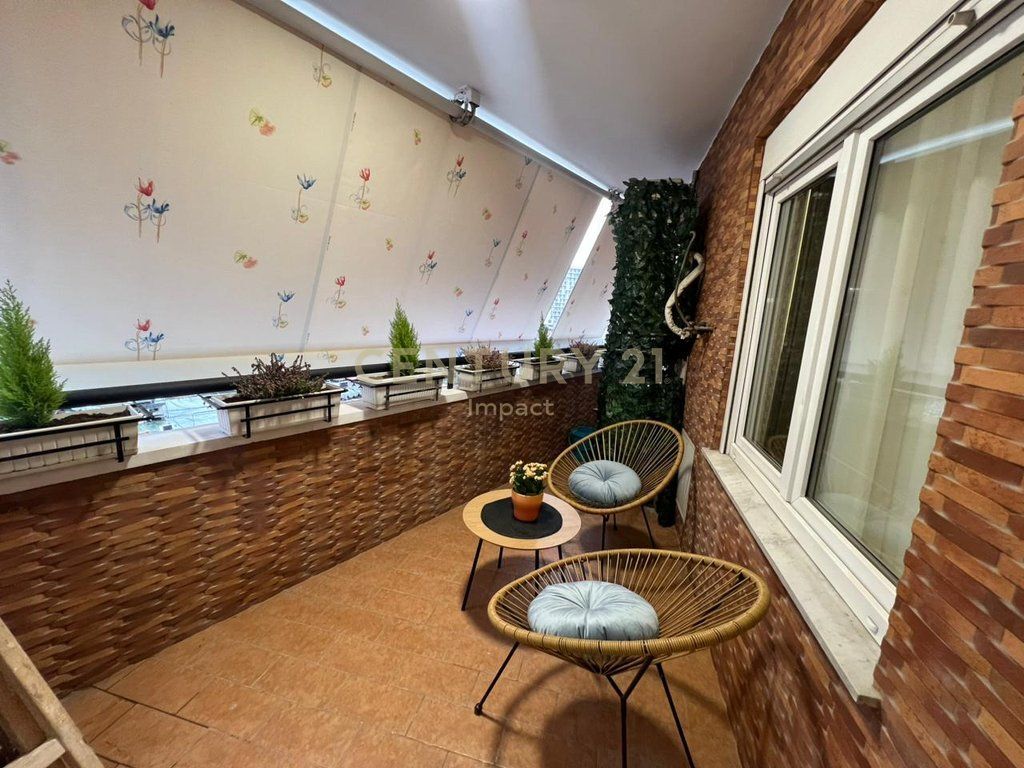 SHITET APARTAMENT 2+1+2