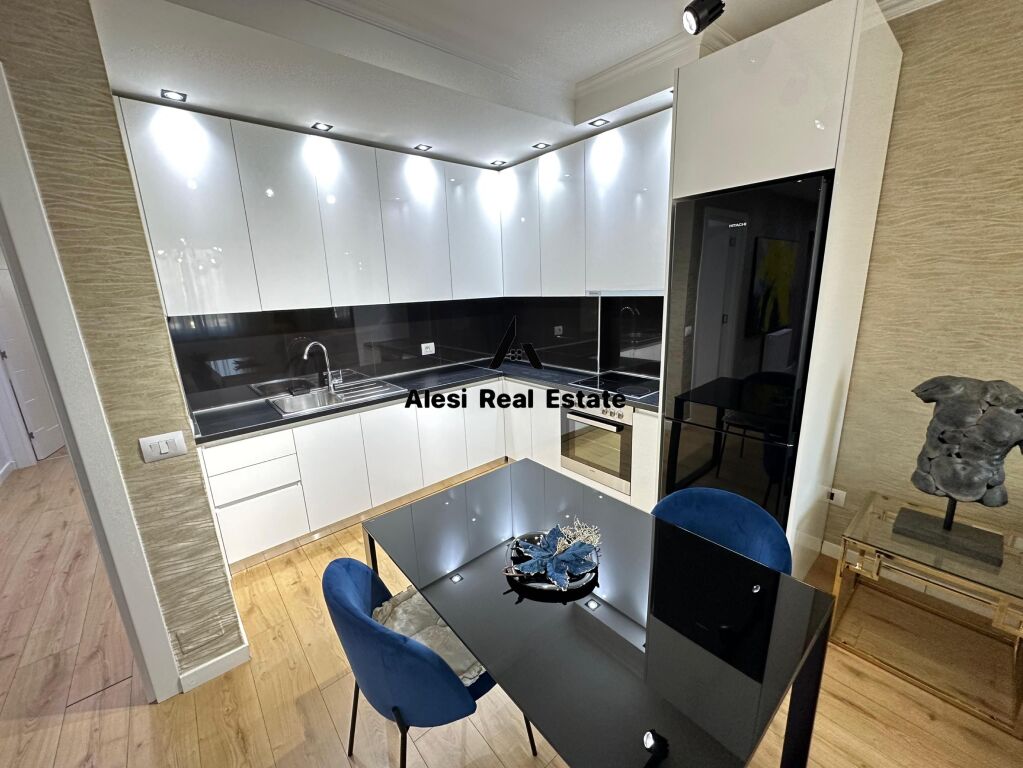 🏡 Appartamento 2+1 in affitto 📍 Indirizzo: Rruga e Kosovarëve💶 Prezzo: 900 € / mese