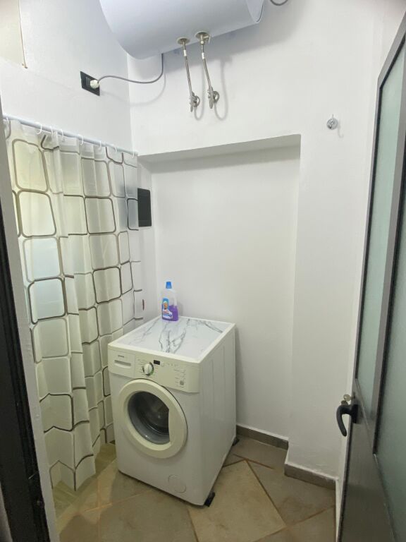 Shtepi private 1+1 me qera ne Selit tek Nenstacioni elektrik