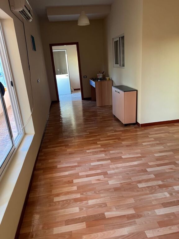 Casa privata 2+1 in affitto presso Kodra e Priftit
