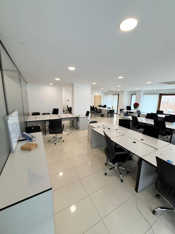OFFICE FOR RENT AT DELIJORGJI COMPLEX