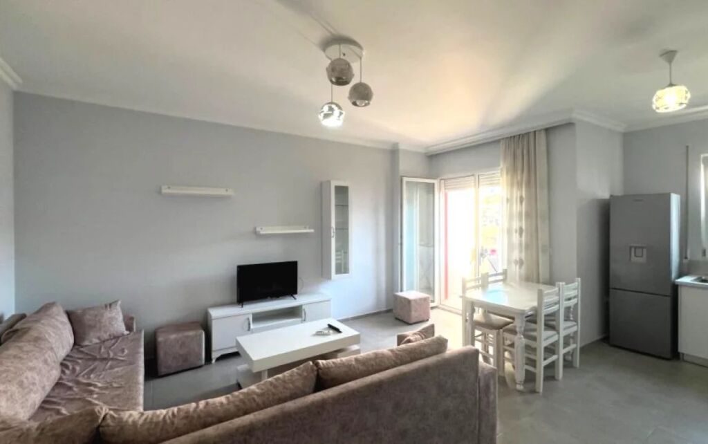 AFFITTASI APPARTAMENTO 1+1 📍 Ali Dem – Via Pasho Hysa 🏢 4° piano (su 5) 📐 Superficie totale 80 m²  💶 Prezzo 430€ / mese