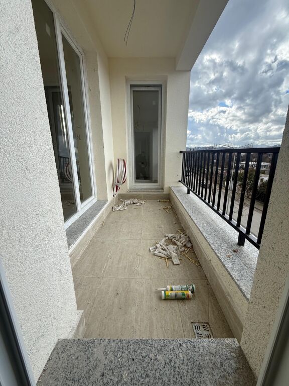 SHITET APARTAMENT 2+1 VENATINO RESIDENCE KAMEZ