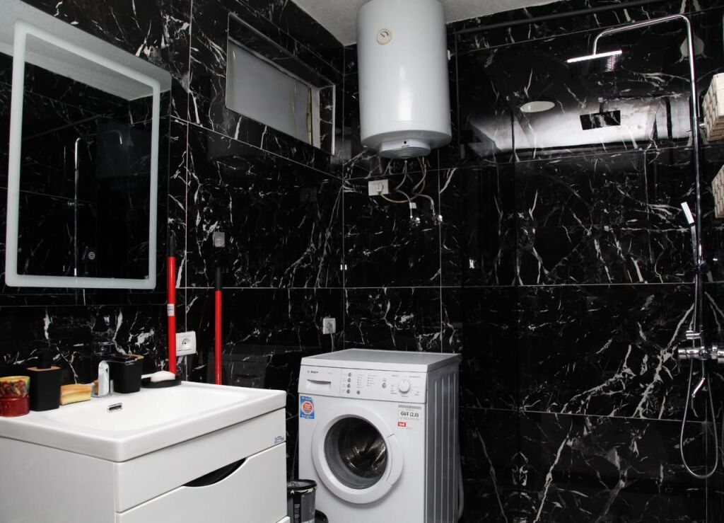 Apartment 2+1 for rent in Xhamllik!