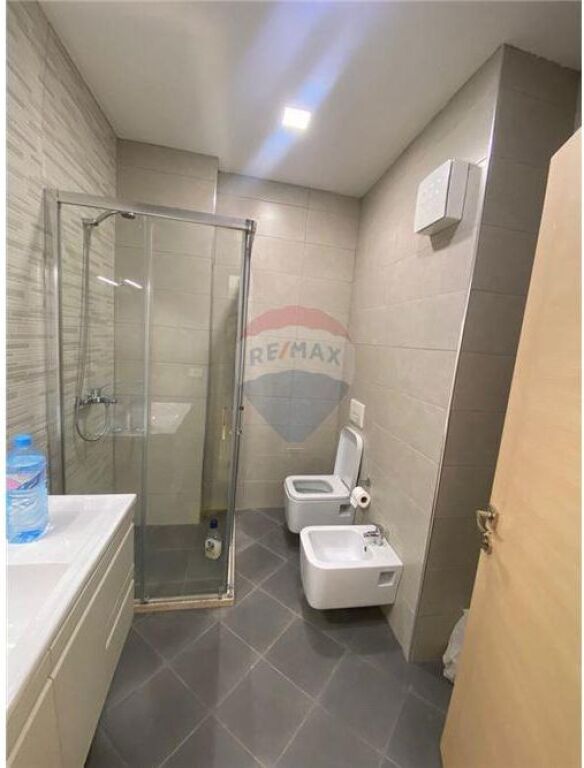 ✨Appartamento 3+1+2 + Posto Auto 🅿️ in Vendita | 📍Via Dritan Hoxha