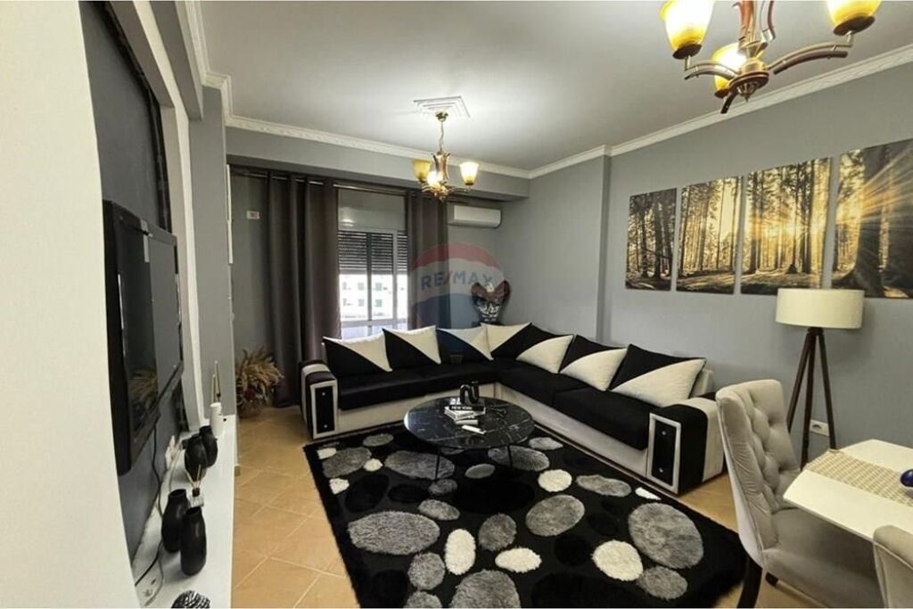 🏡✨ APPARTAMENTO 2+1 IN AFFITTO – VICINO AL MUNICIPIO, VLORA