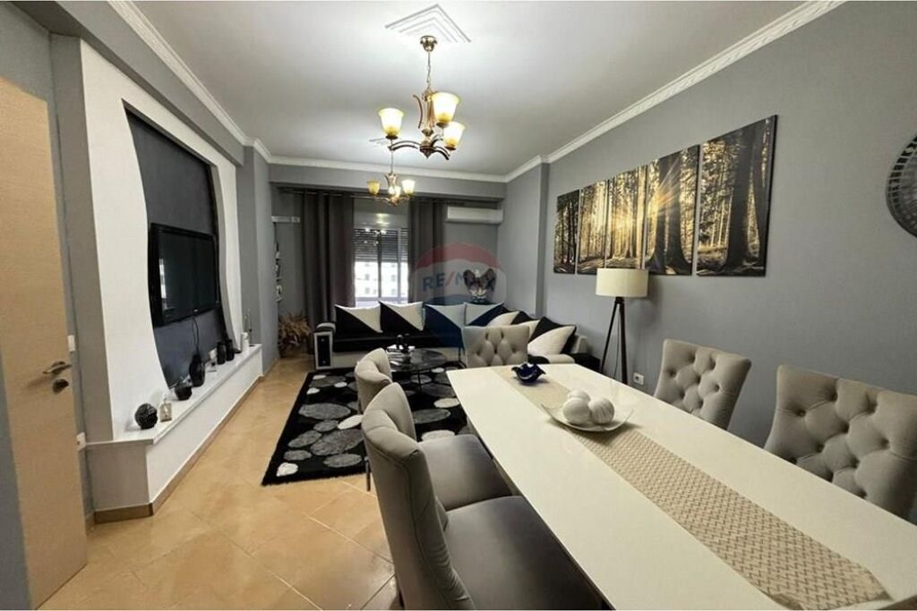 🏡✨ APPARTAMENTO 2+1 IN AFFITTO – VICINO AL MUNICIPIO, VLORA