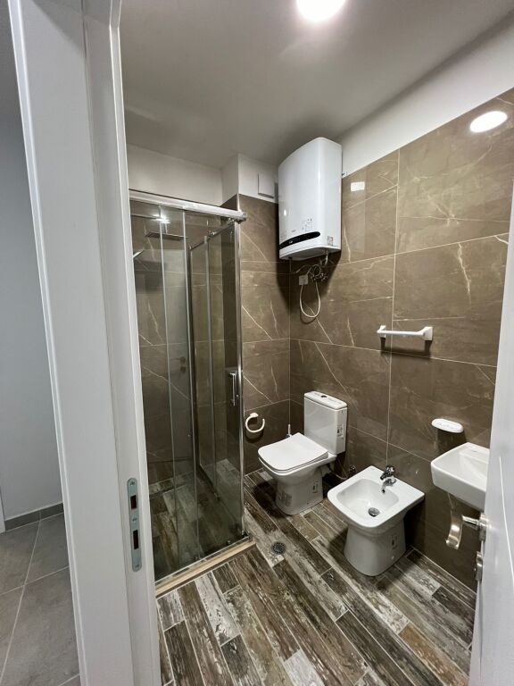 1+1,luxury furnished at hotel radisoni dry lake,price 600 euro