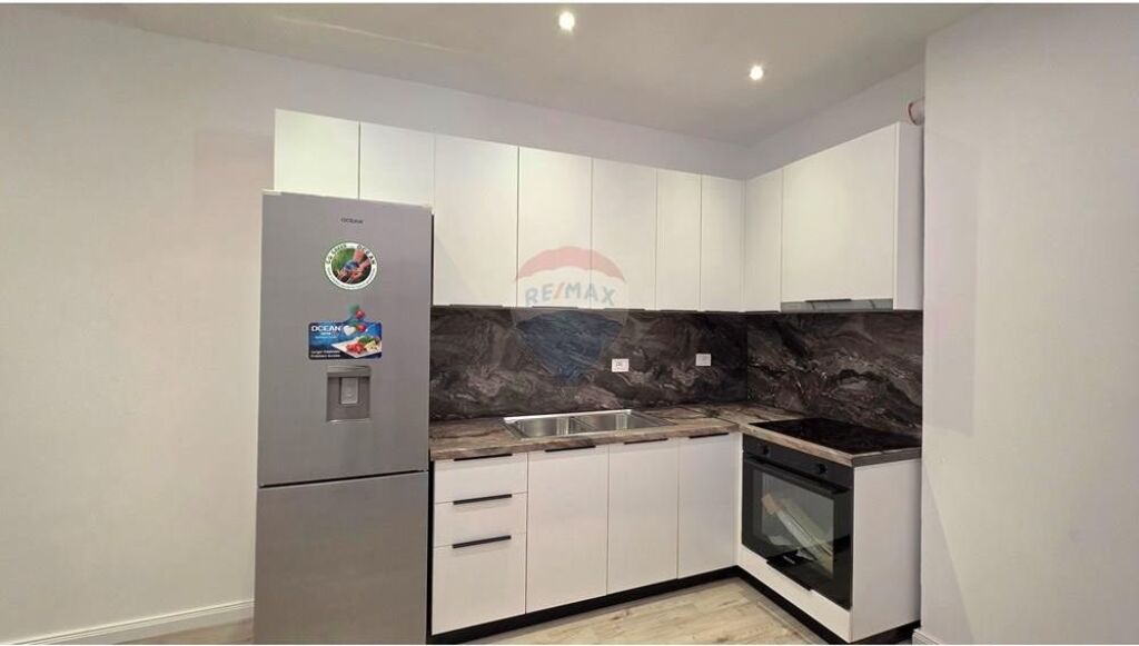 🏡✨ APARTAMENT 1+1 PËR SHITJE – PRANË PALESTRËS SË MUNDJES, VLORË