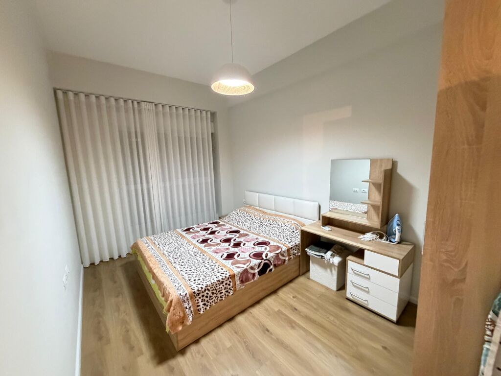 📣Affitto, Appartamento 1+1 📍Complesso Kaimi  •Arredamento nuovo mai abitato prima •5° piano con ascensore •Prezzo 45.000 lek al mese