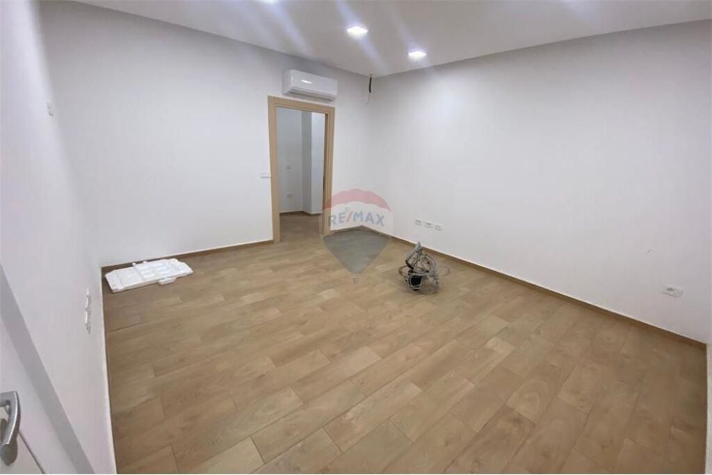 ✨Appartamento 3+1+2 + Posto Auto 🅿️ in Vendita | 📍Via Dritan Hoxha