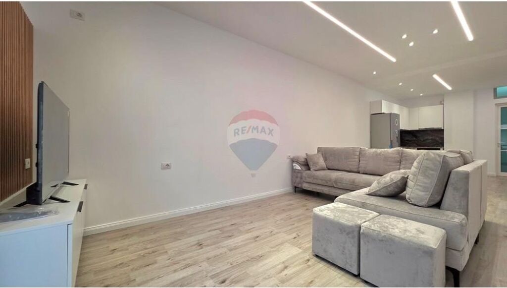 🏡✨ APARTAMENT 1+1 PËR SHITJE – PRANË PALESTRËS SË MUNDJES, VLORË
