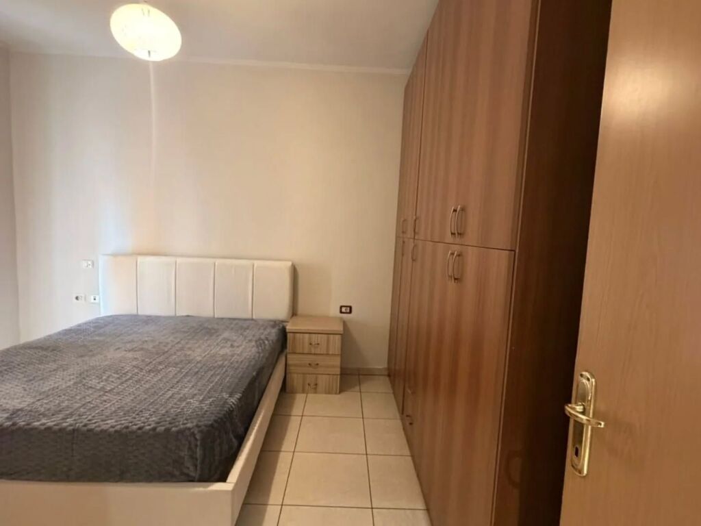 Apartment 1+1 for rent, opposite Square 21, near Zaimi Bakery. 500