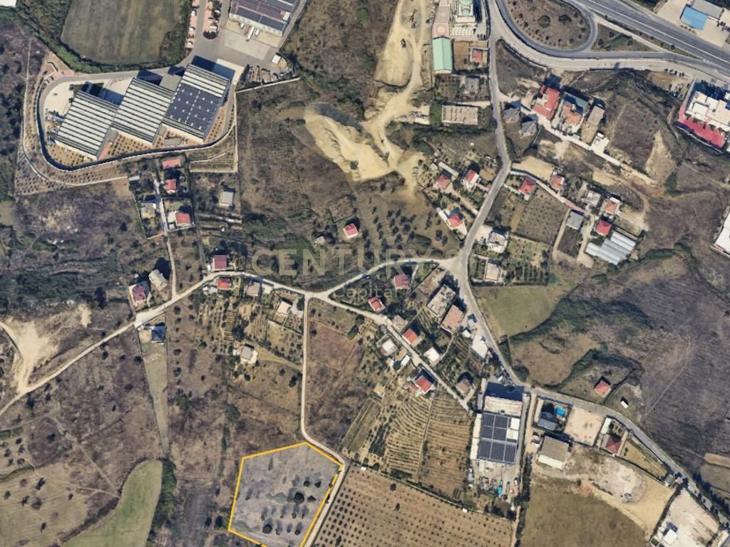 ✨ Tokë për shitje