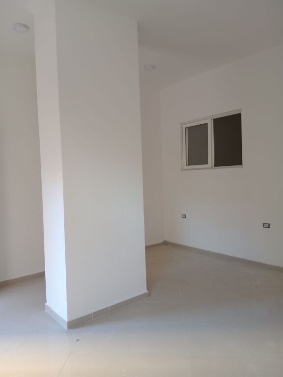 Apartament ne shitje  shkolla Barjam Curri   
