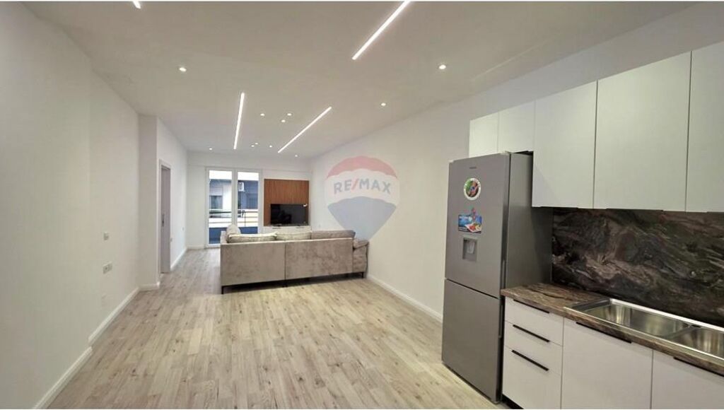 🏡✨ APARTAMENT 1+1 PËR SHITJE – PRANË PALESTRËS SË MUNDJES, VLORË