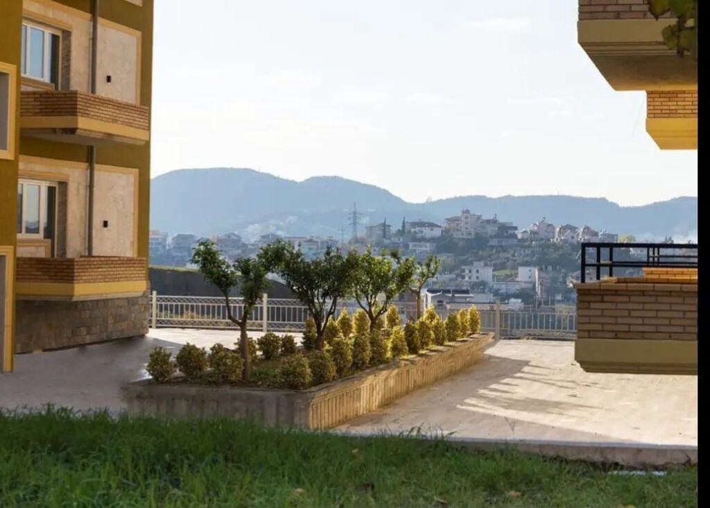 Appartamento 2+1+2+2blk in Vendita, Liqeni i Farkes Tirane