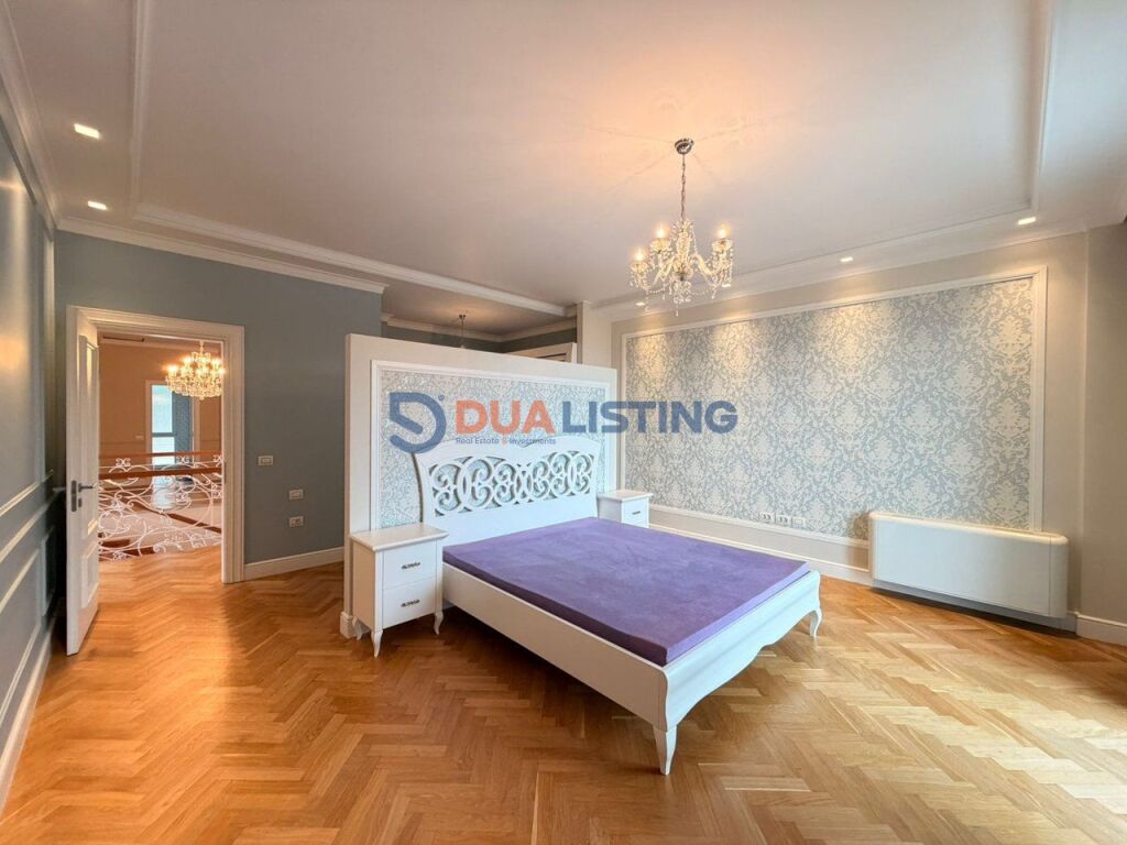 VILLA WITH POOL FOR RENT IN DRY LAKE!