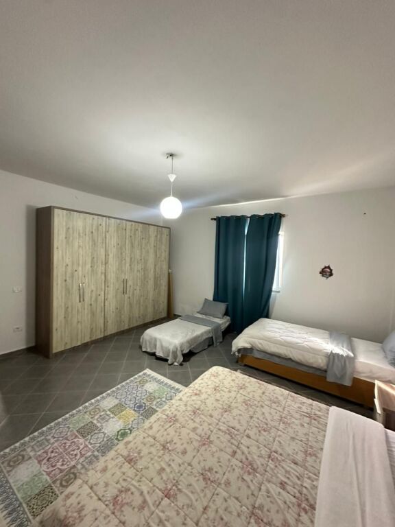 VENDESI PRIVATO IN VENDITA CON PISCINA + TERRENO, SHENVLASH, DURRES.
