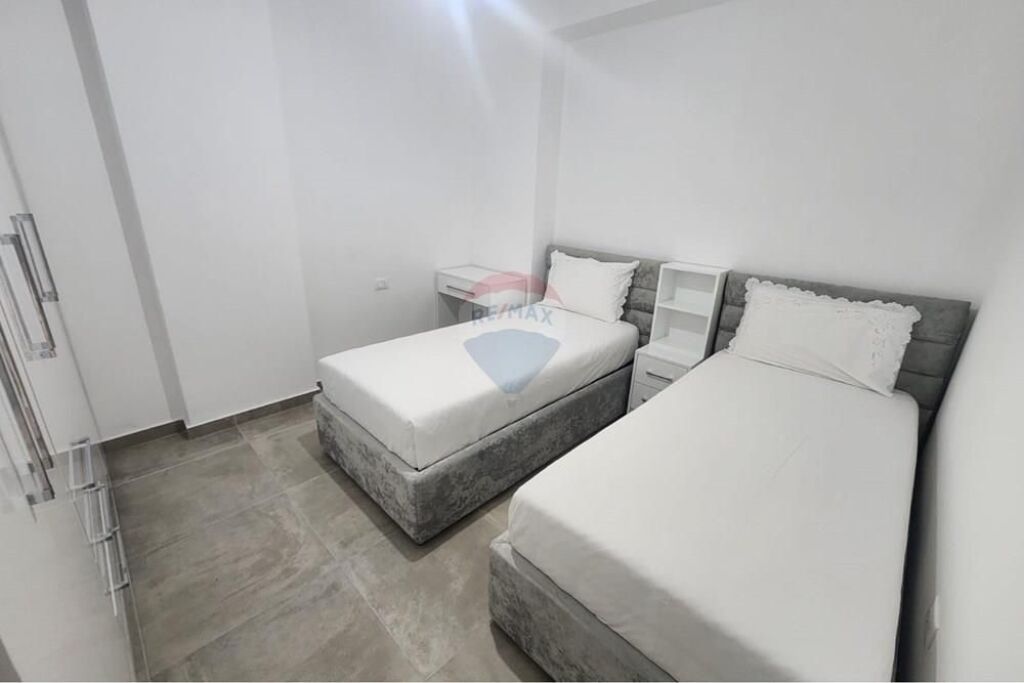 Appartamento - In Vendita - Paskuqan, Tirana