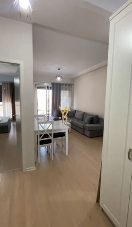 JEPET APARTAMENT 1+1+BLK ME QIRA TE 21 DHJETORI 55.000 LEKE