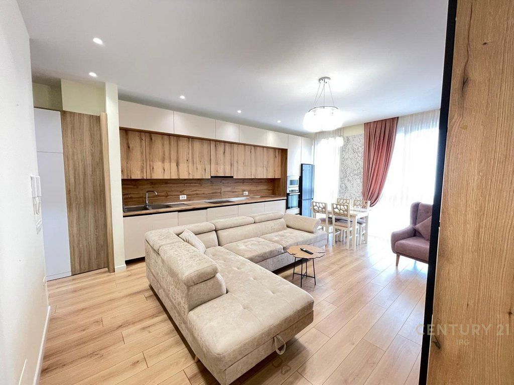 Apartment 2+1+2 for rent near Medreseja